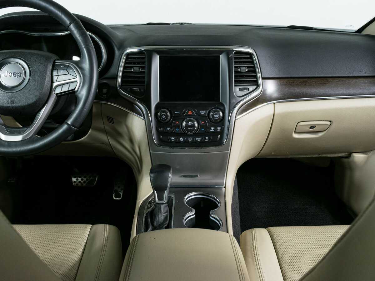 Jeep Grand Cherokee с пробегом — 2018 год. Фото: #11