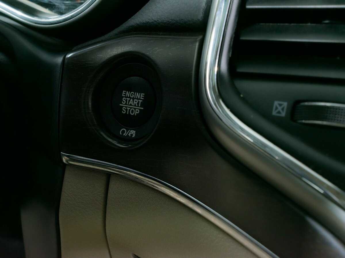 Jeep Grand Cherokee с пробегом — 2018 год. Фото: #17