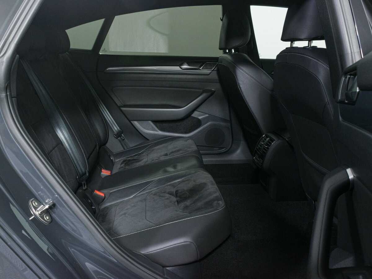 Volkswagen Arteon с пробегом — 2020 год. Фото: #8