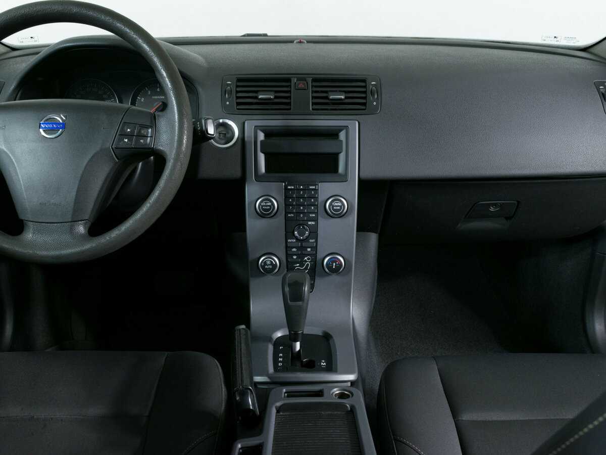 Volvo S40 с пробегом — 2011 год. Фото: #7