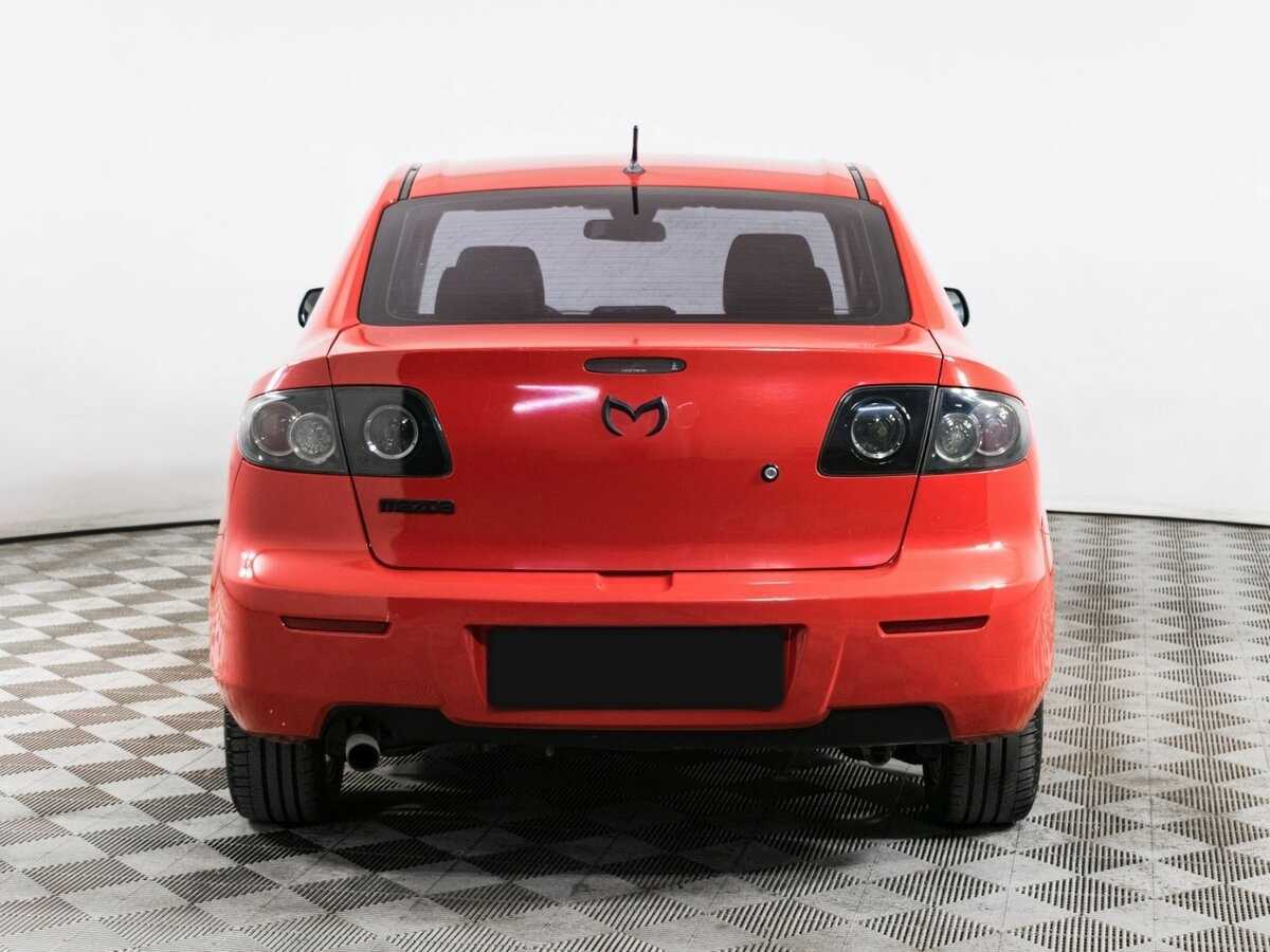 Mazda 3 с пробегом — 2007 год. Фото: #4