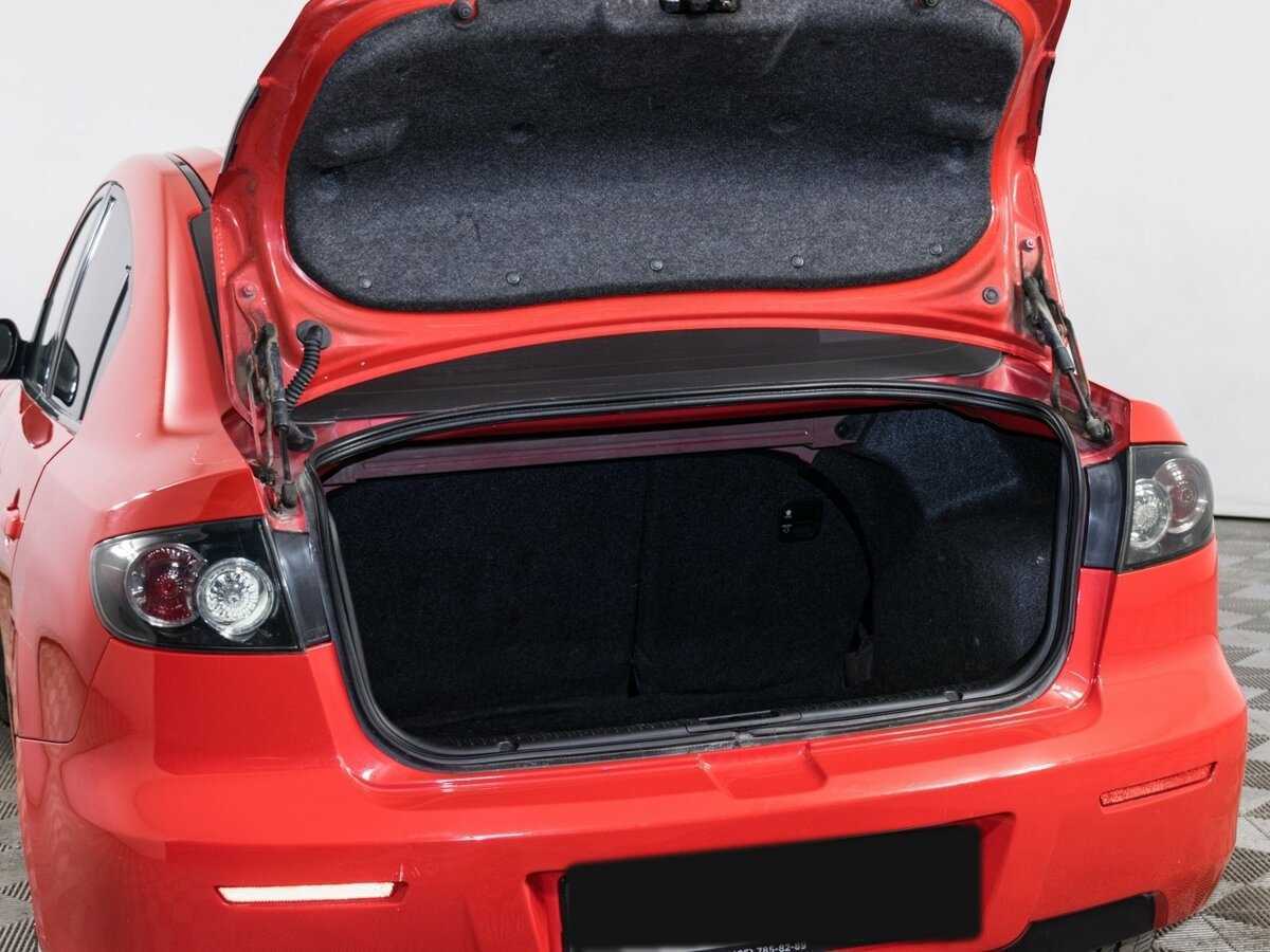 Mazda 3 с пробегом — 2007 год. Фото: #6