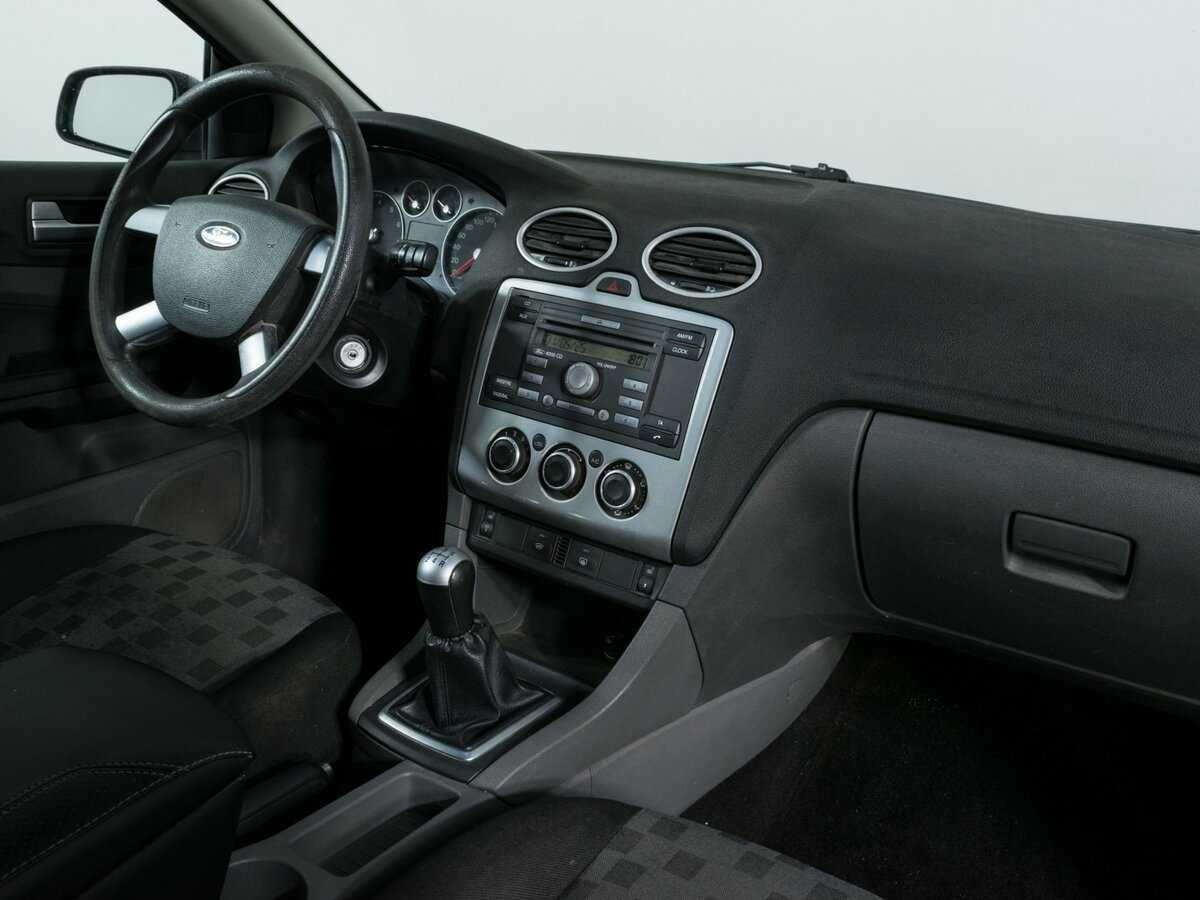 Ford Focus с пробегом — 2007 год. Фото: #6