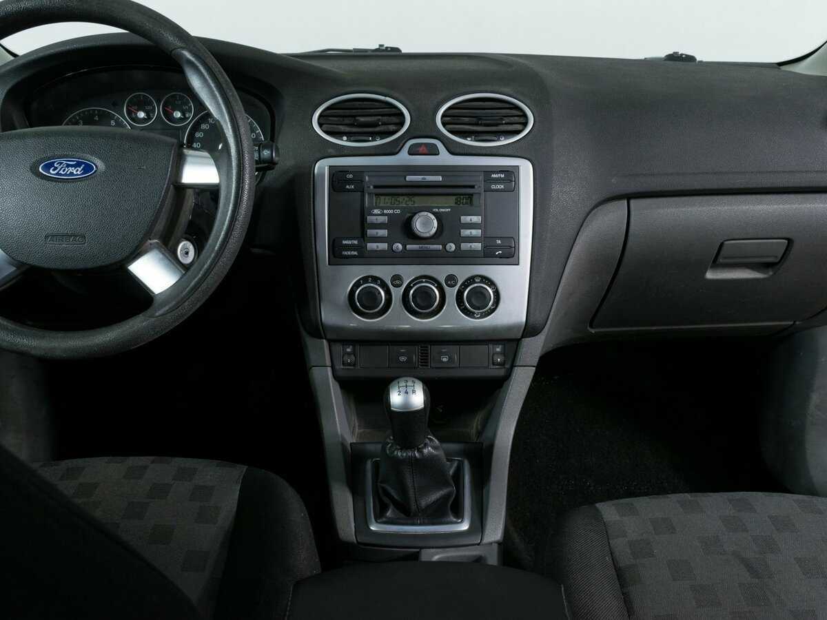 Ford Focus с пробегом — 2007 год. Фото: #7