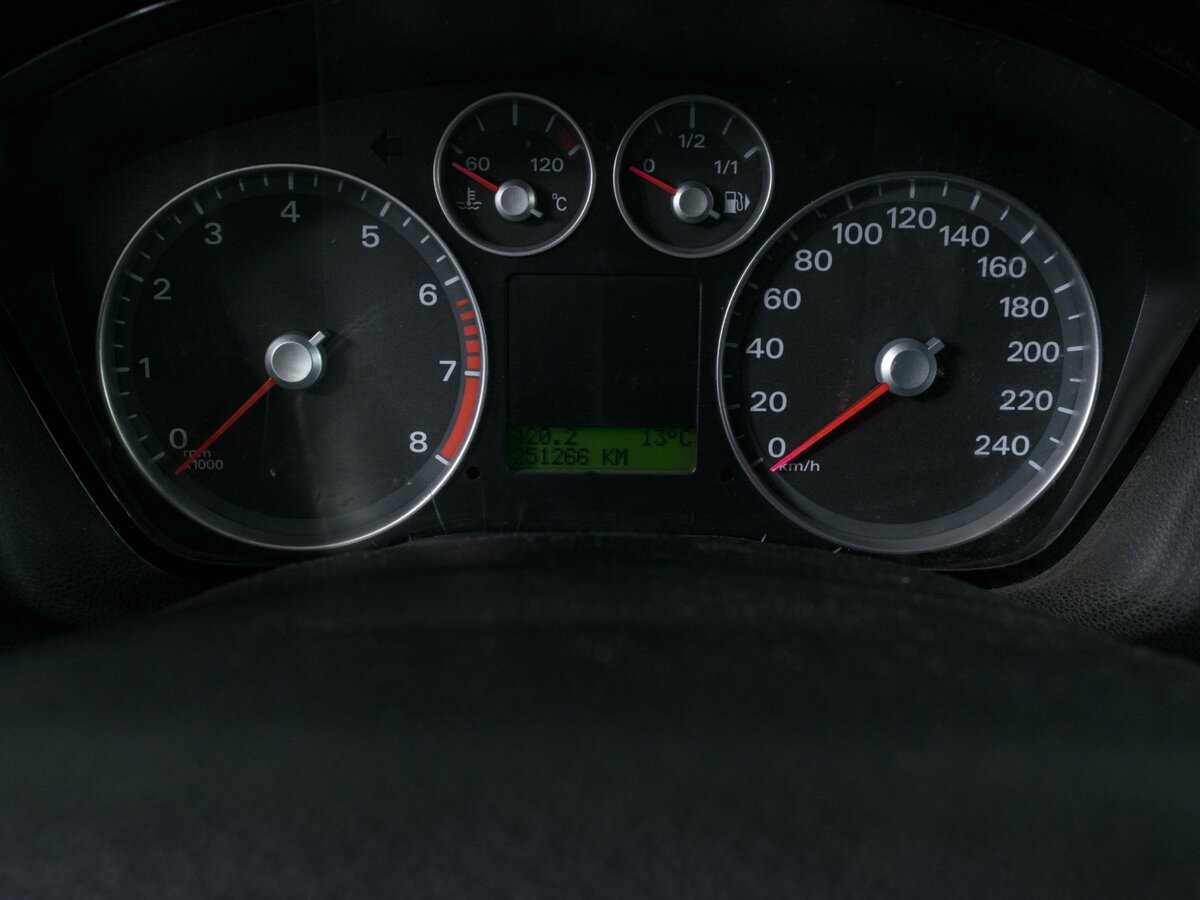 Ford Focus с пробегом — 2007 год. Фото: #9