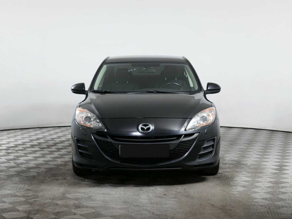 Mazda 3 с пробегом — 2010 год. Фото: #1