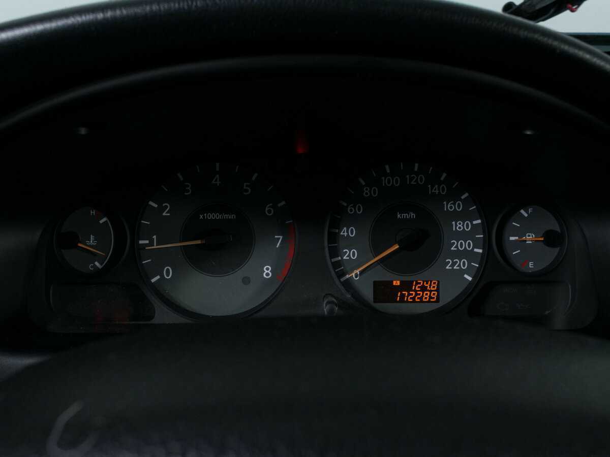 Nissan Almera Classic с пробегом — 2006 год. Фото: #9