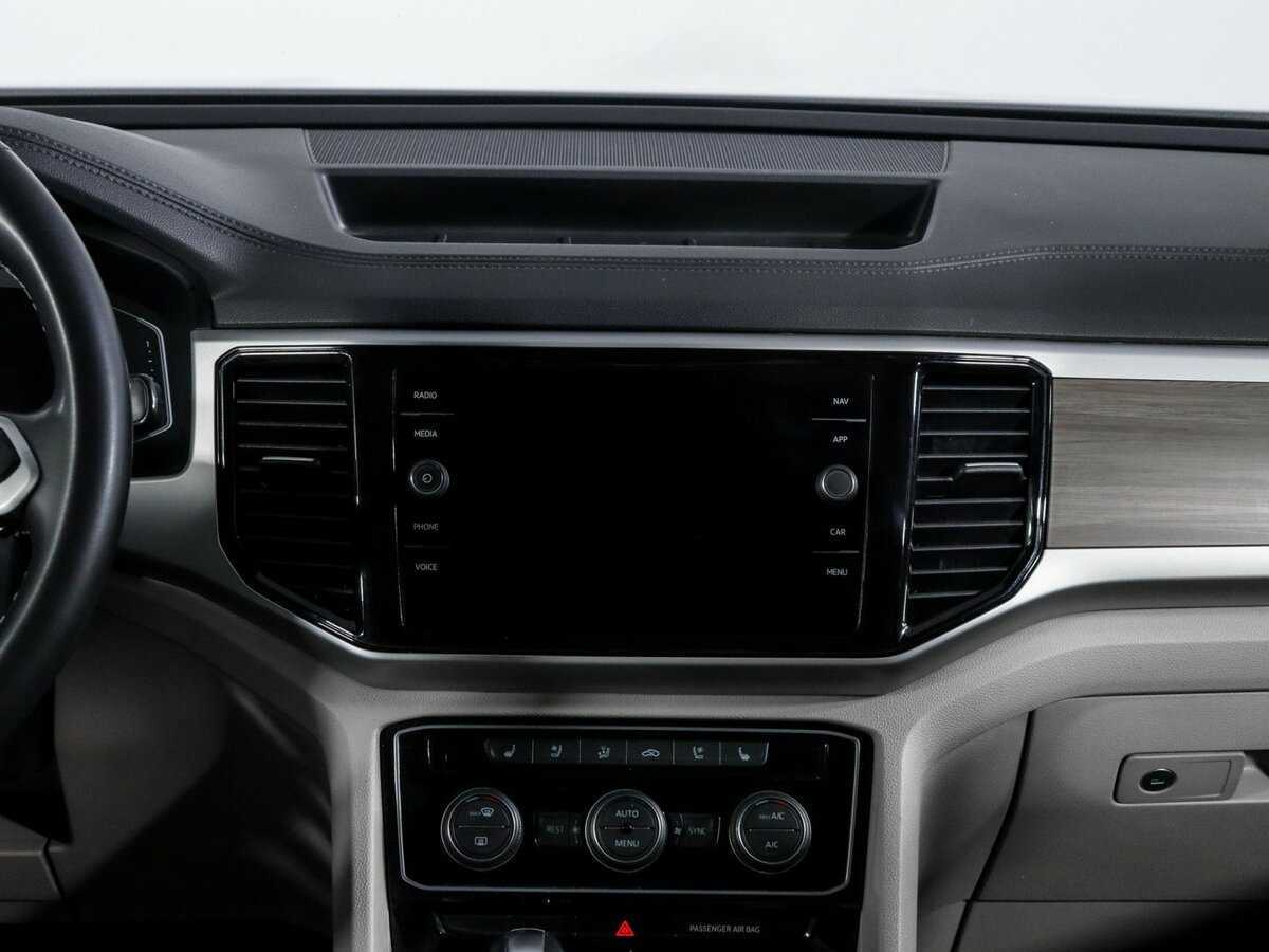 Volkswagen Teramont с пробегом — 2021 год. Фото: #12