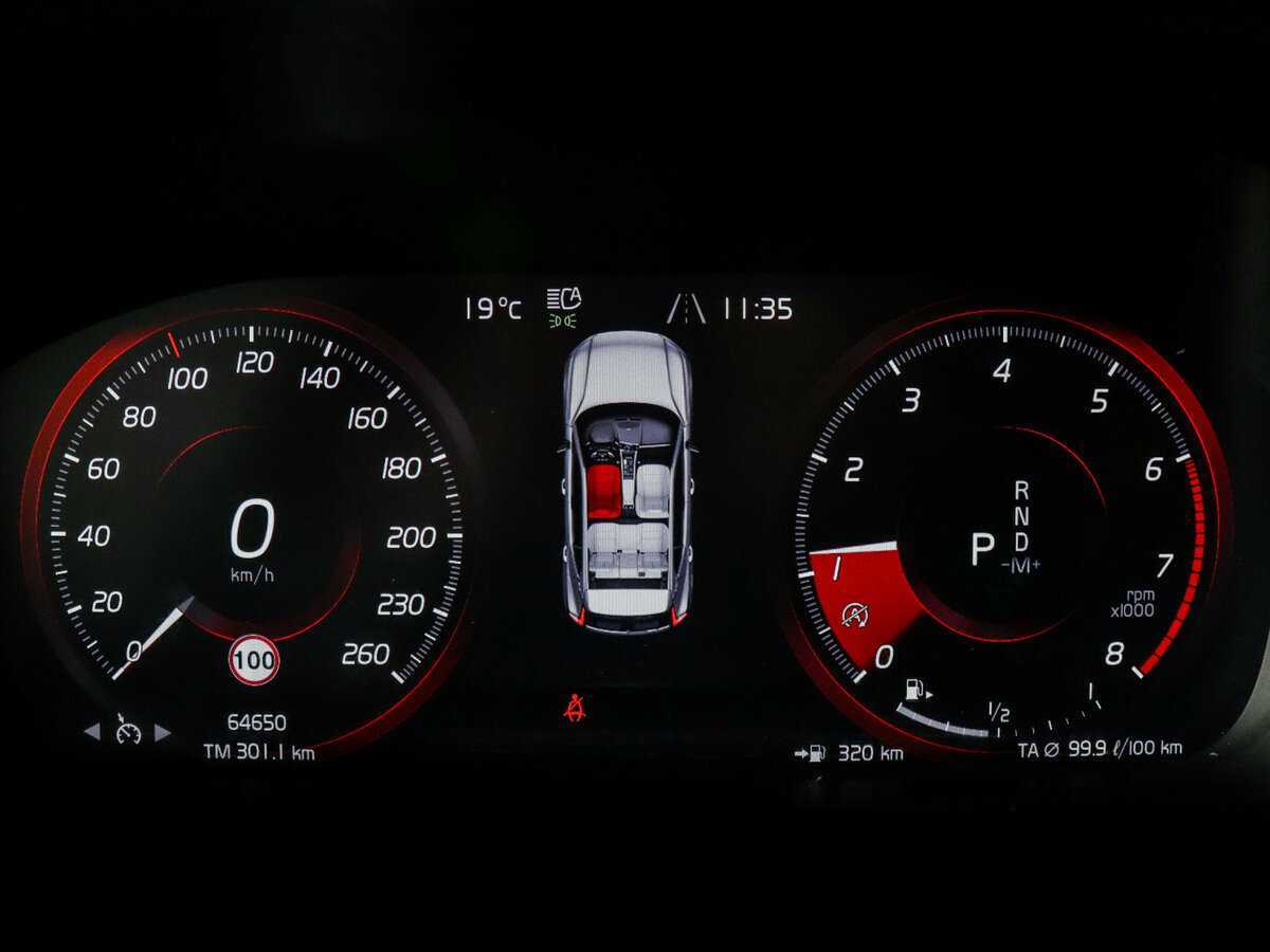 Volvo XC40 с пробегом — 2020 год. Фото: #10