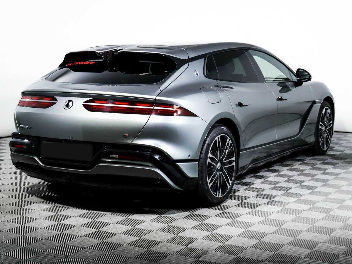 Denza Z9 с пробегом — 2024 год. Фото: #4