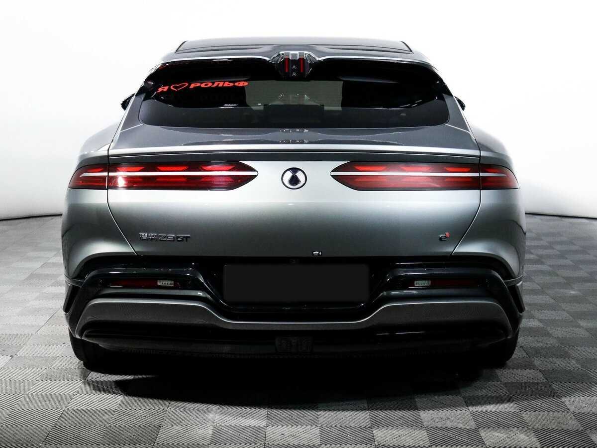 Denza Z9 с пробегом — 2024 год. Фото: #5