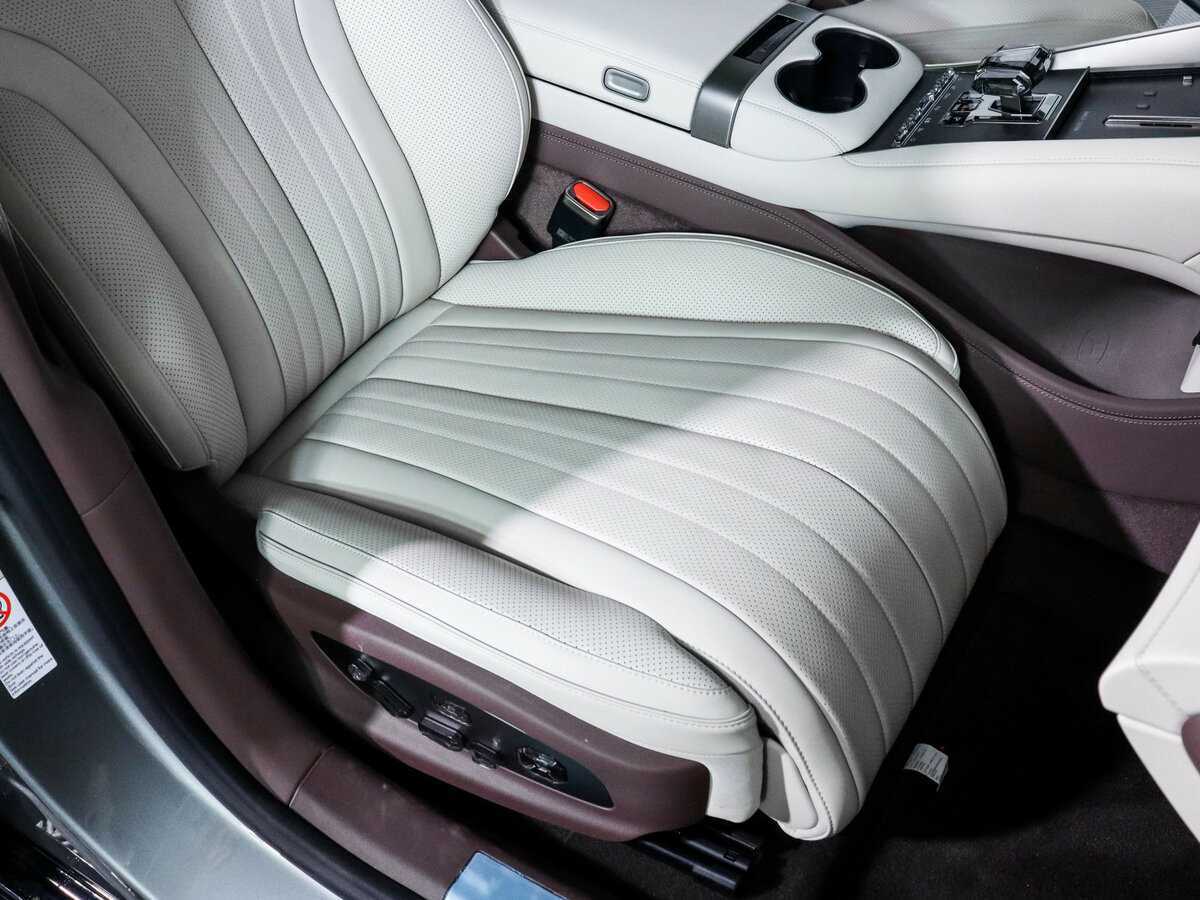 Denza Z9 с пробегом — 2024 год. Фото: #21