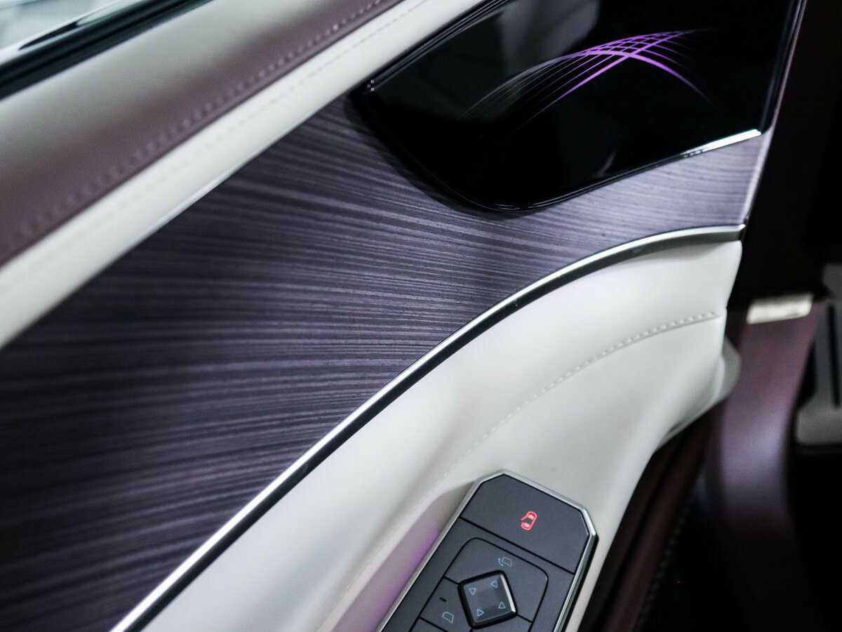 Denza Z9 с пробегом — 2024 год. Фото: #23