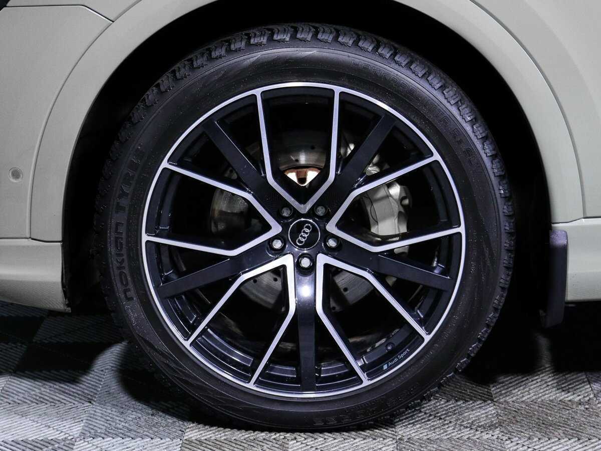 Audi Q8 с пробегом — 2019 год. Фото: #11