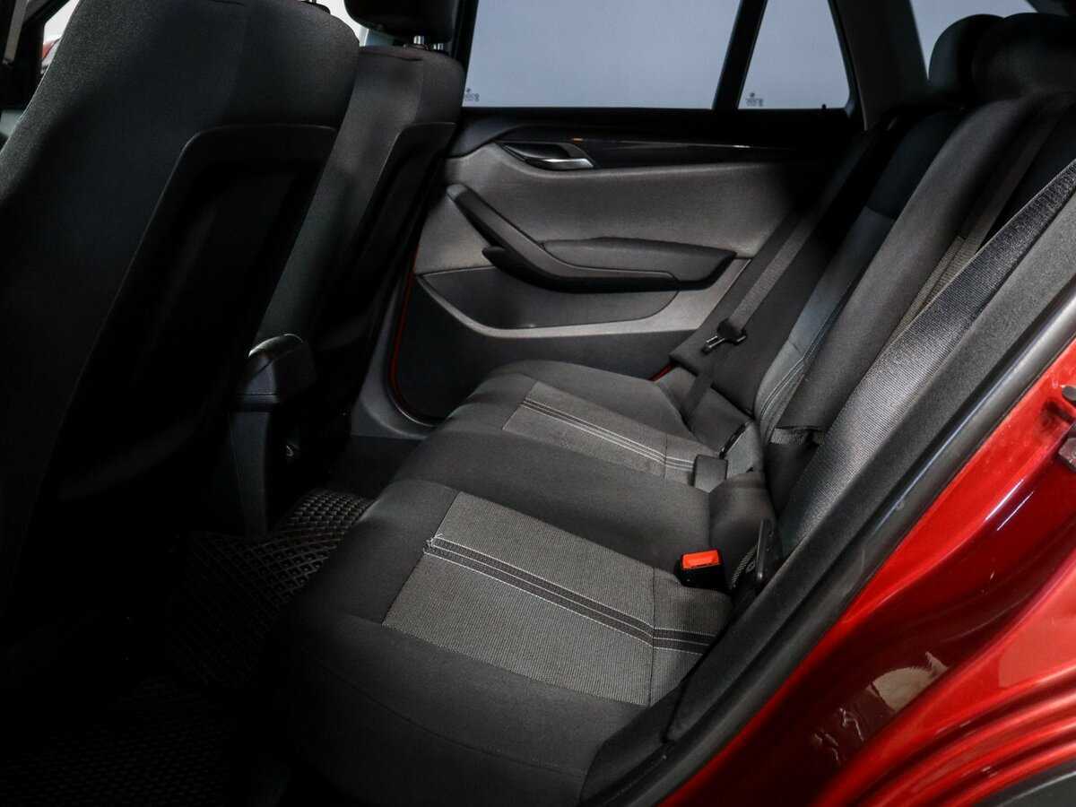 BMW X1 с пробегом — 2011 год. Фото: #6