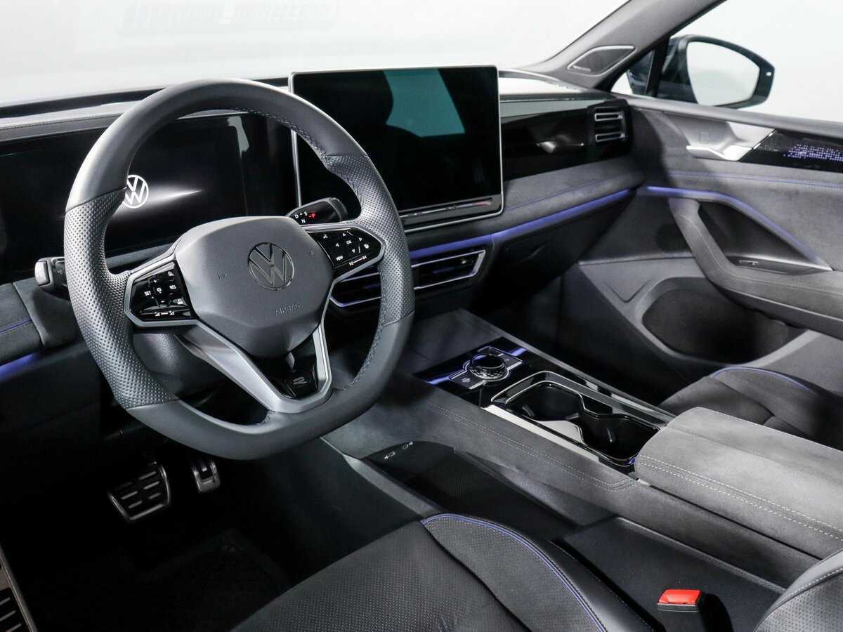 Volkswagen Tiguan с пробегом — 2024 год. Фото: #10