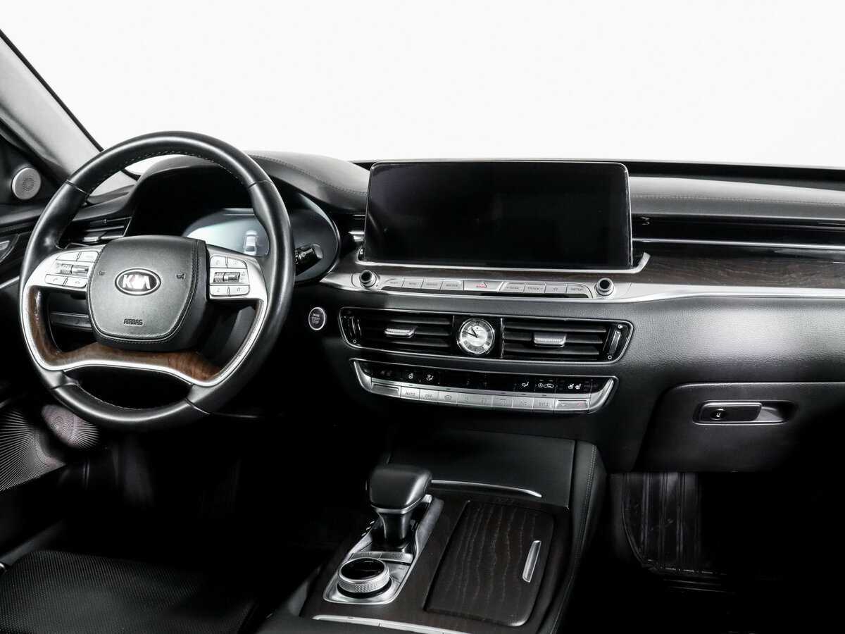 Kia K900 с пробегом — 2019 год. Фото: #8