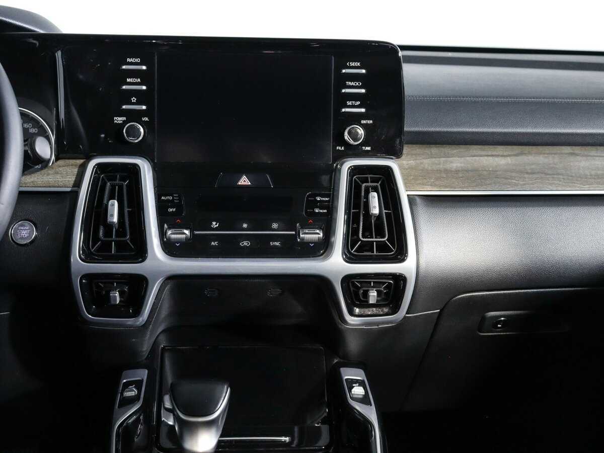 Kia Sorento с пробегом — 2020 год. Фото: #9