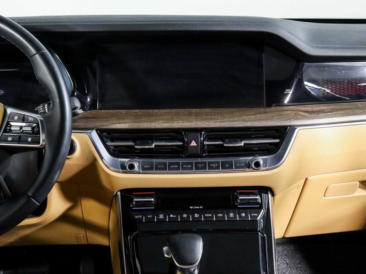 Kia Mohave с пробегом — 2020 год. Фото: #9