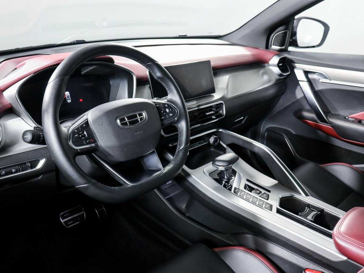 Geely Coolray с пробегом — 2022 год. Фото: #10