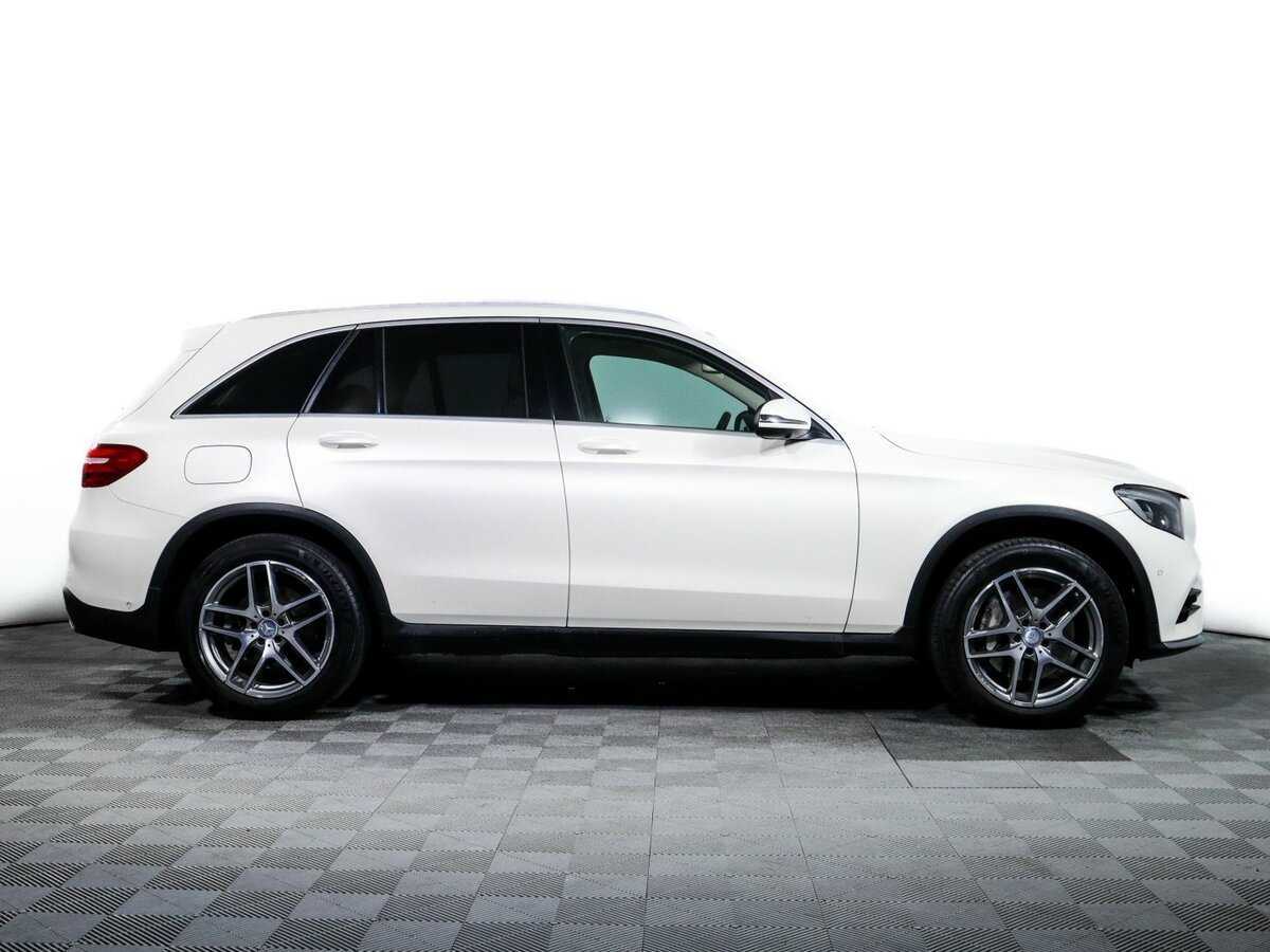 Mercedes-Benz GLC с пробегом — 2015 год. Фото: #3
