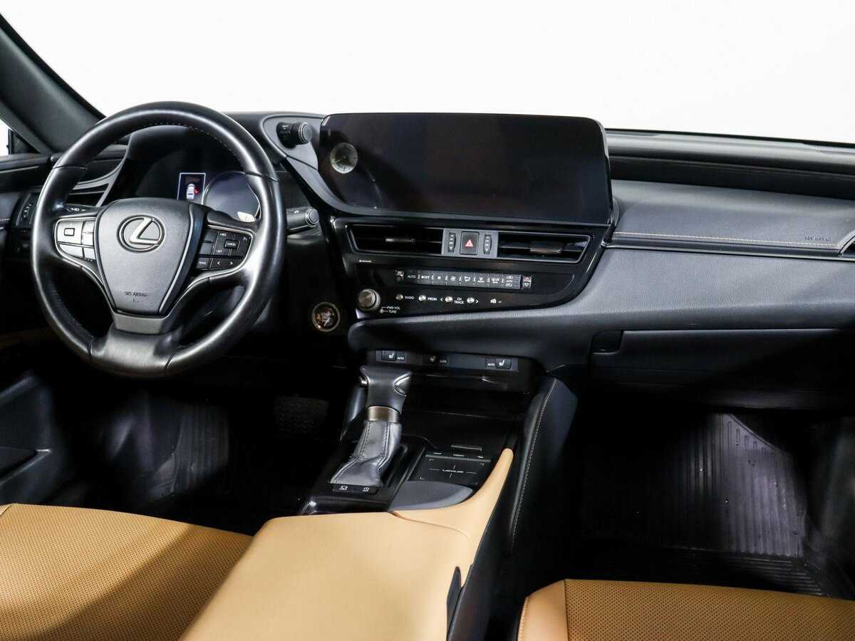 Lexus ES с пробегом — 2021 год. Фото: #11