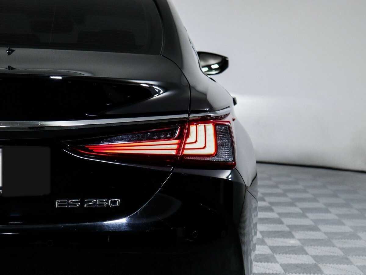 Lexus ES с пробегом — 2021 год. Фото: #20