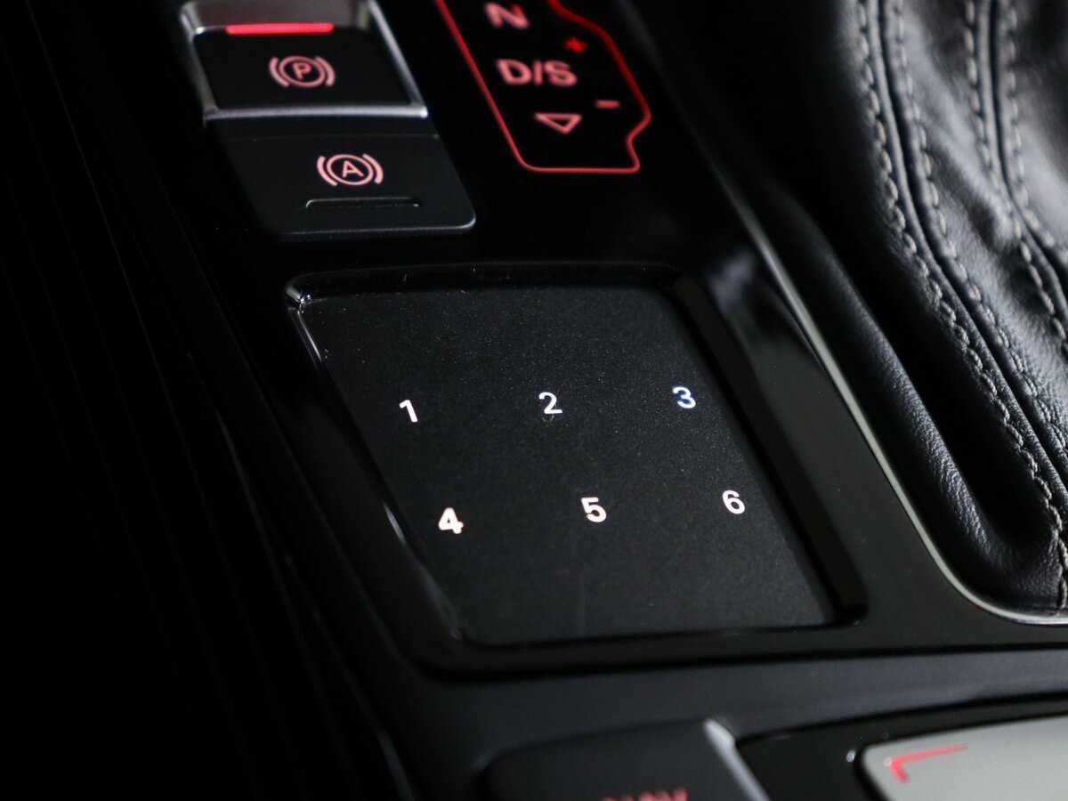 Audi RS 7 с пробегом — 2015 год. Фото: #28