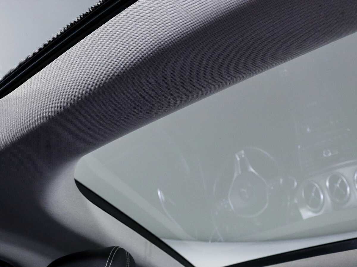 Mercedes-Benz GLA с пробегом — 2015 год. Фото: #17