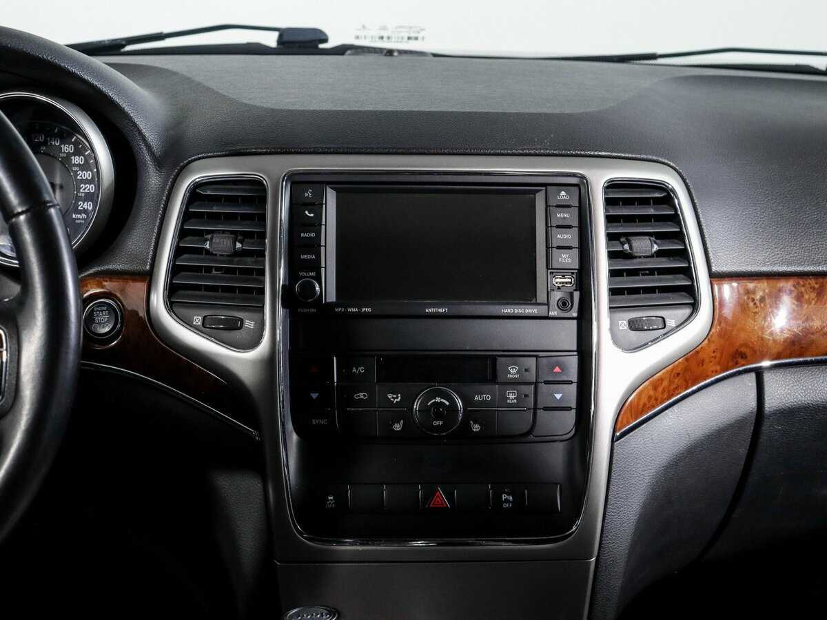 Jeep Grand Cherokee с пробегом — 2010 год. Фото: #9