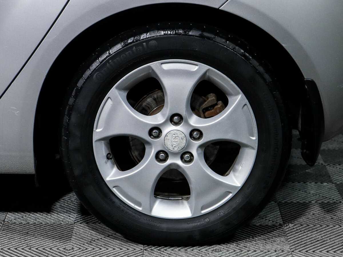 Kia Venga с пробегом — 2012 год. Фото: #11