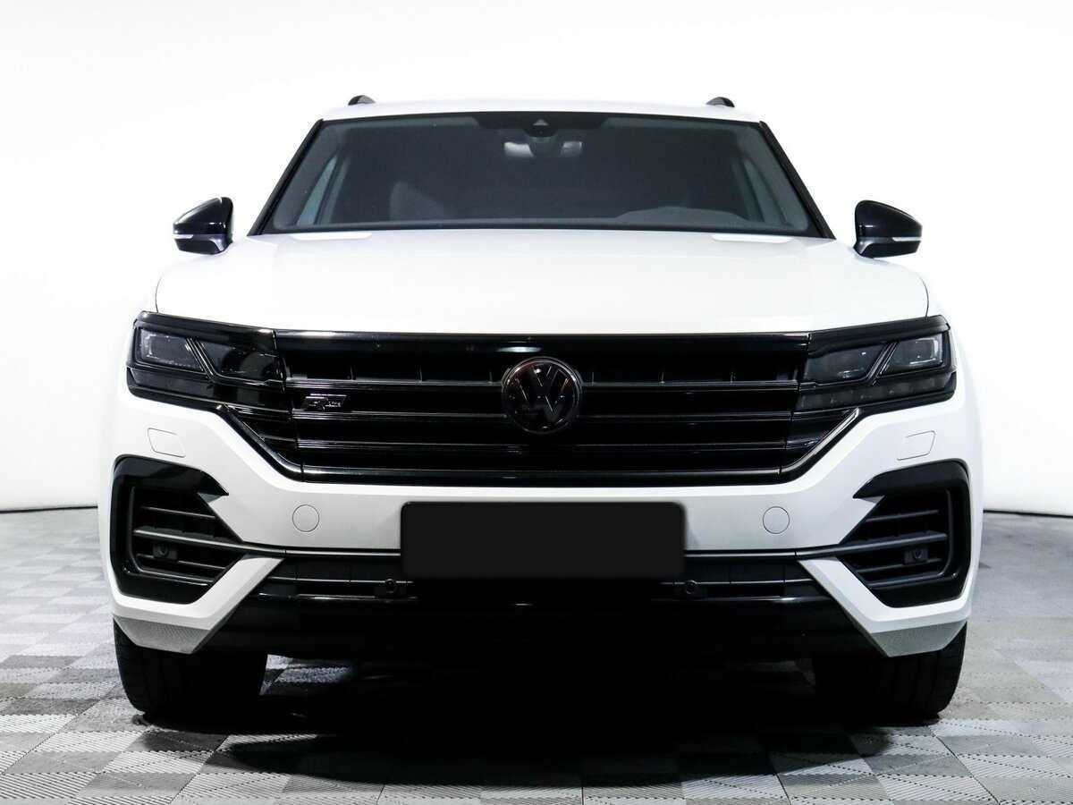 Volkswagen Touareg с пробегом — 2019 год. Фото: #1