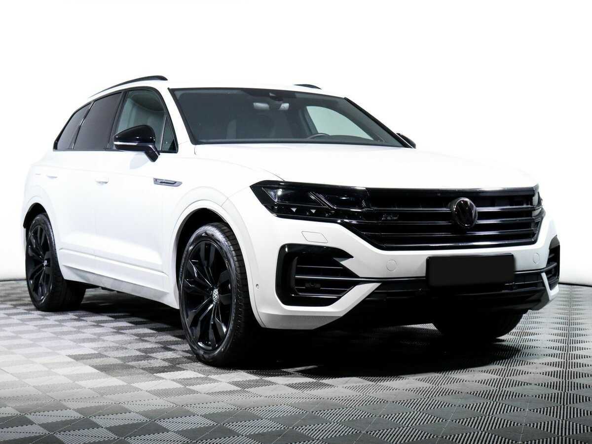 Volkswagen Touareg с пробегом — 2019 год. Фото: #2