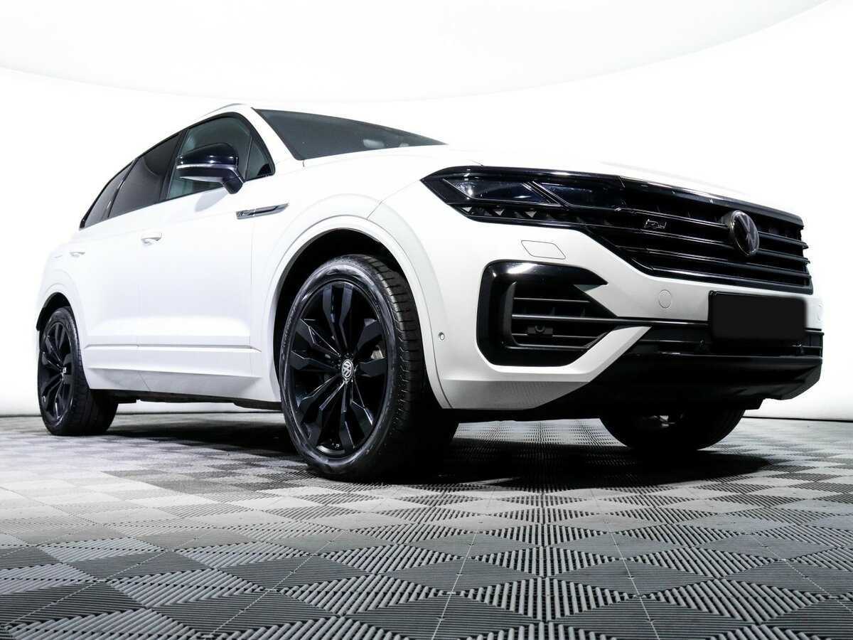 Volkswagen Touareg с пробегом — 2019 год. Фото: #15