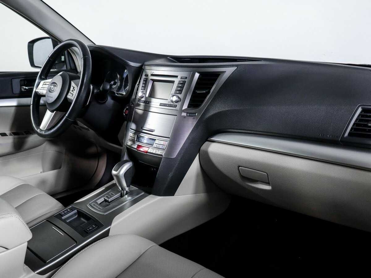 Subaru Outback с пробегом — 2011 год. Фото: #5
