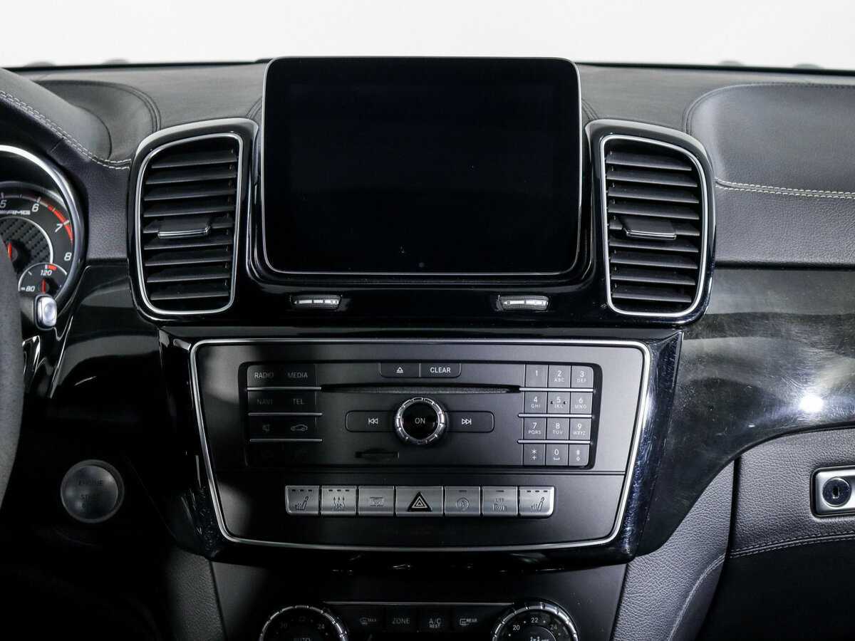 Mercedes-Benz GLS AMG с пробегом — 2016 год. Фото: #12