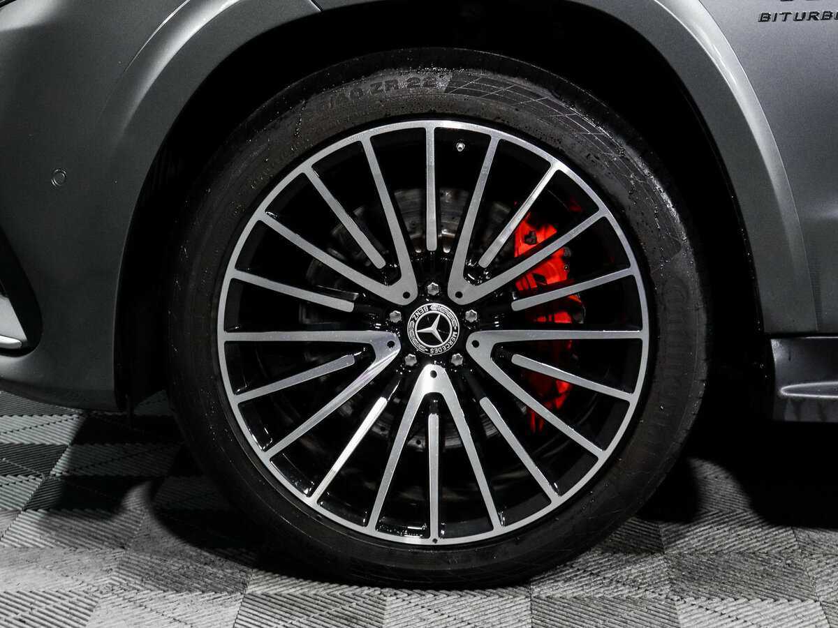 Mercedes-Benz GLS AMG с пробегом — 2016 год. Фото: #14