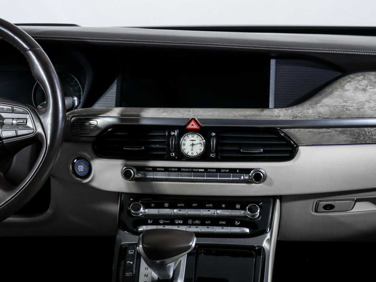 Genesis G90 с пробегом — 2018 год. Фото: #8