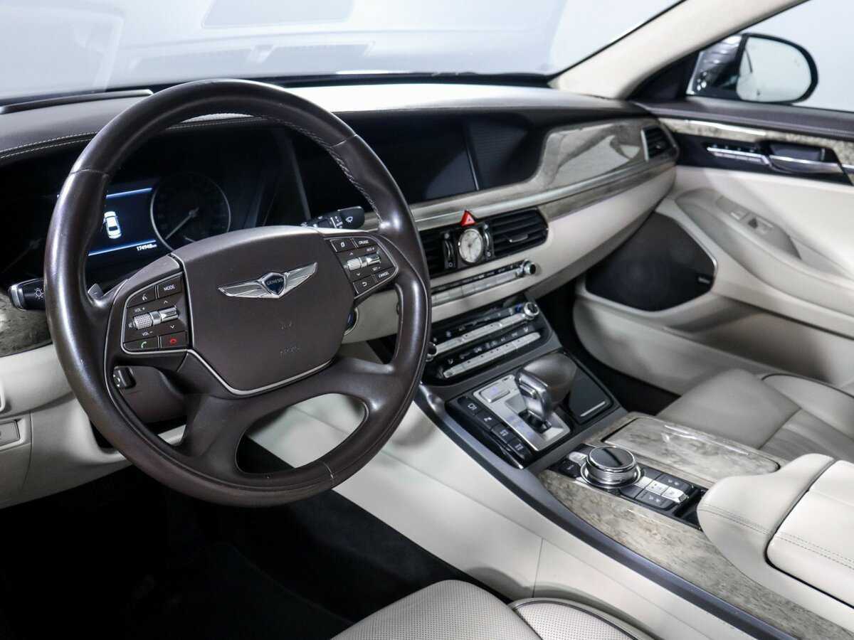 Genesis G90 с пробегом — 2018 год. Фото: #9