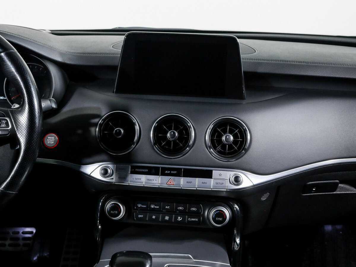 Kia Stinger с пробегом — 2019 год. Фото: #9