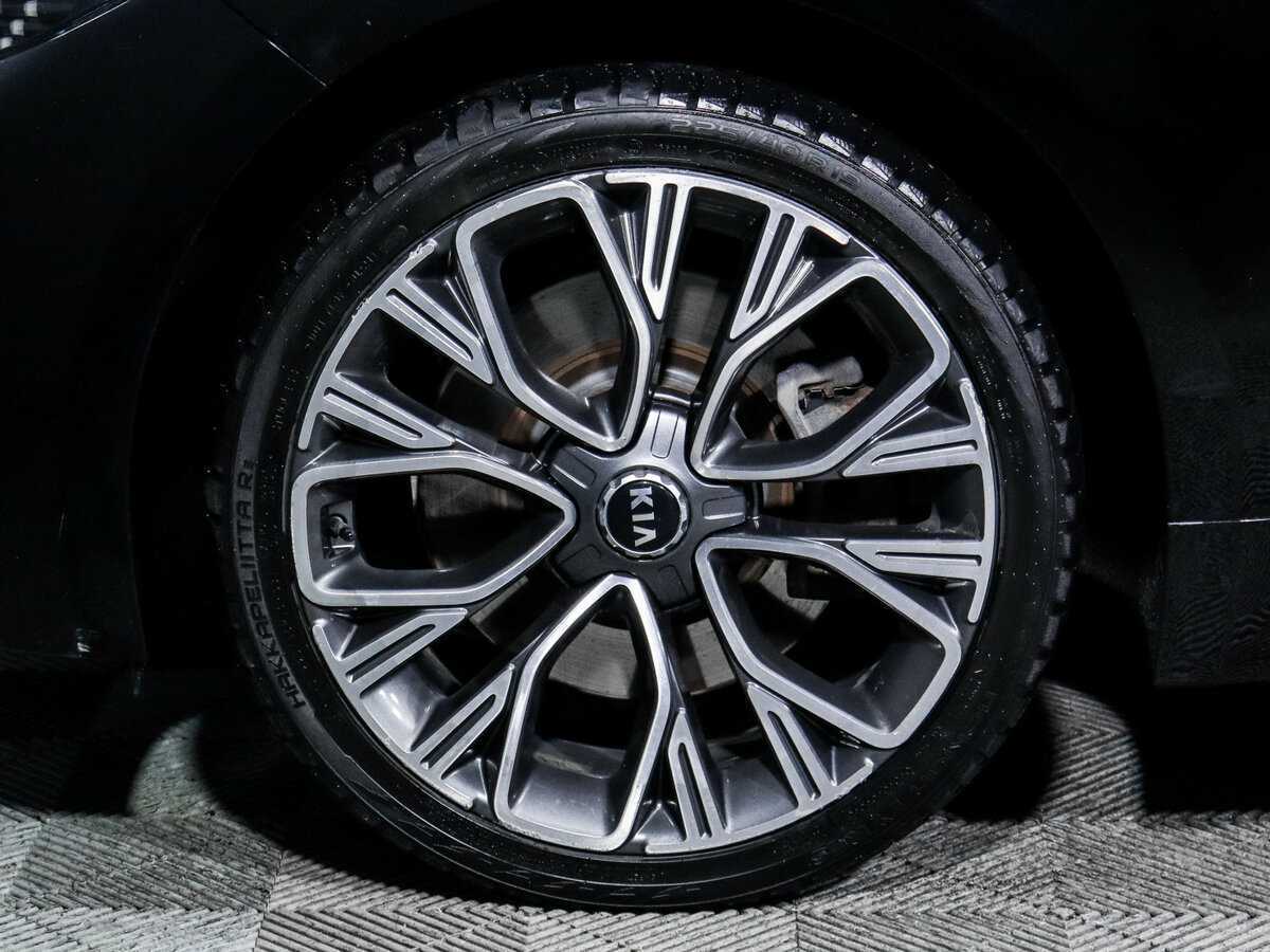 Kia Stinger с пробегом — 2019 год. Фото: #11