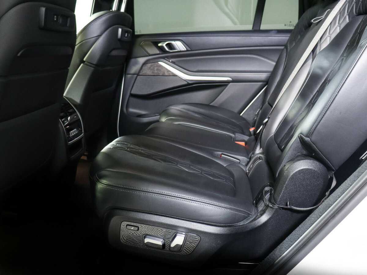 BMW X7 с пробегом — 2021 год. Фото: #9