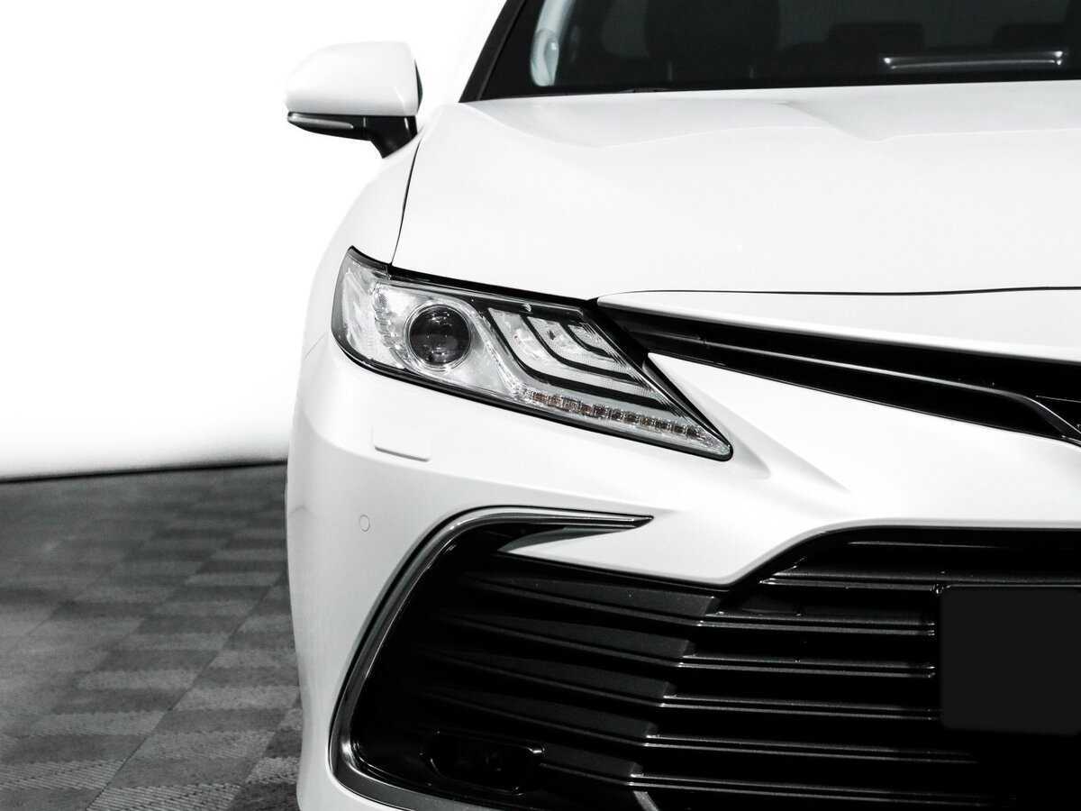 Toyota Camry с пробегом — 2021 год. Фото: #17
