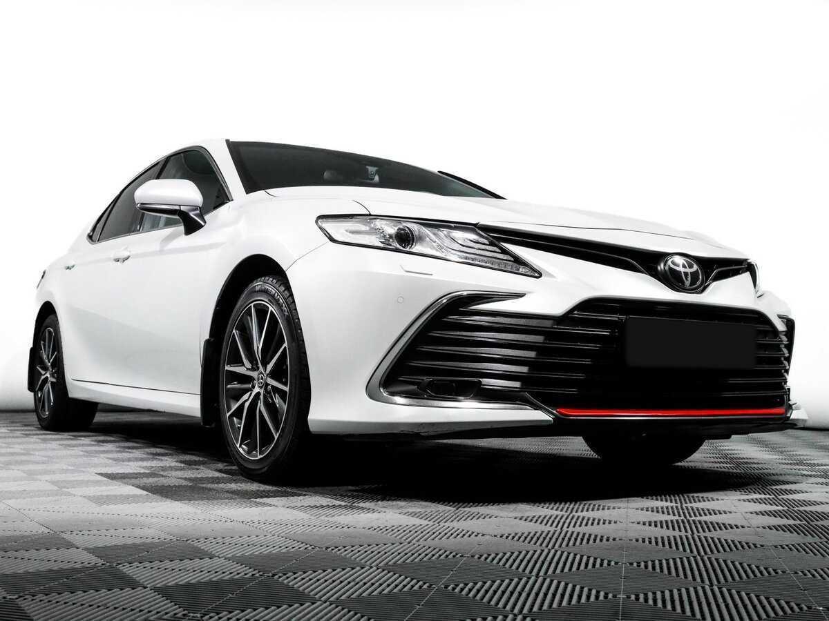 Toyota Camry с пробегом — 2021 год. Фото: #18