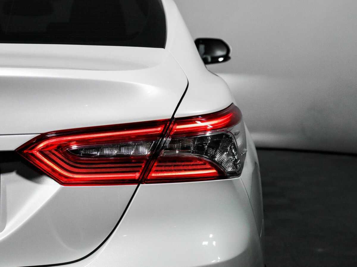 Toyota Camry с пробегом — 2021 год. Фото: #24