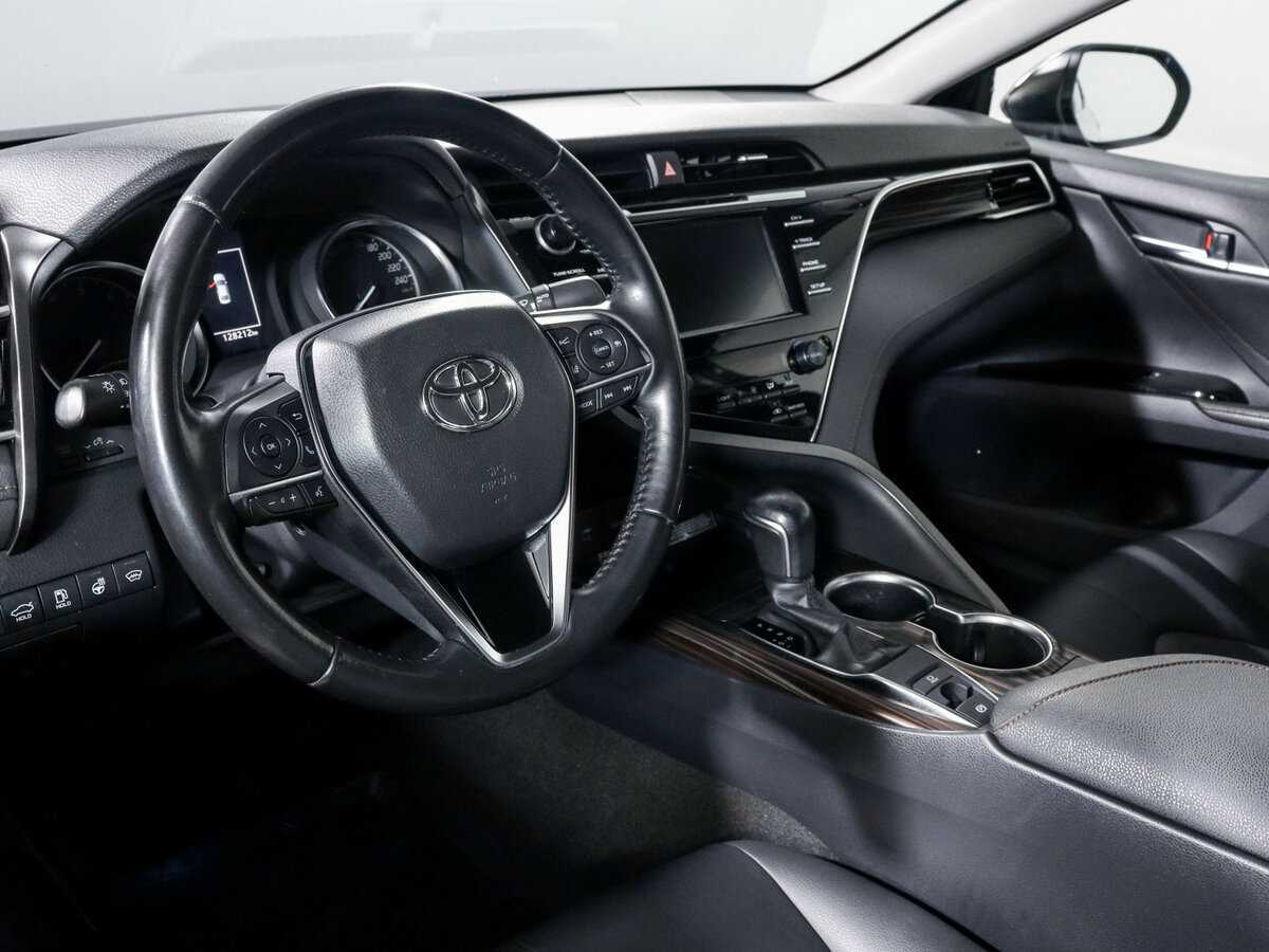 Toyota Camry с пробегом — 2019 год. Фото: #12