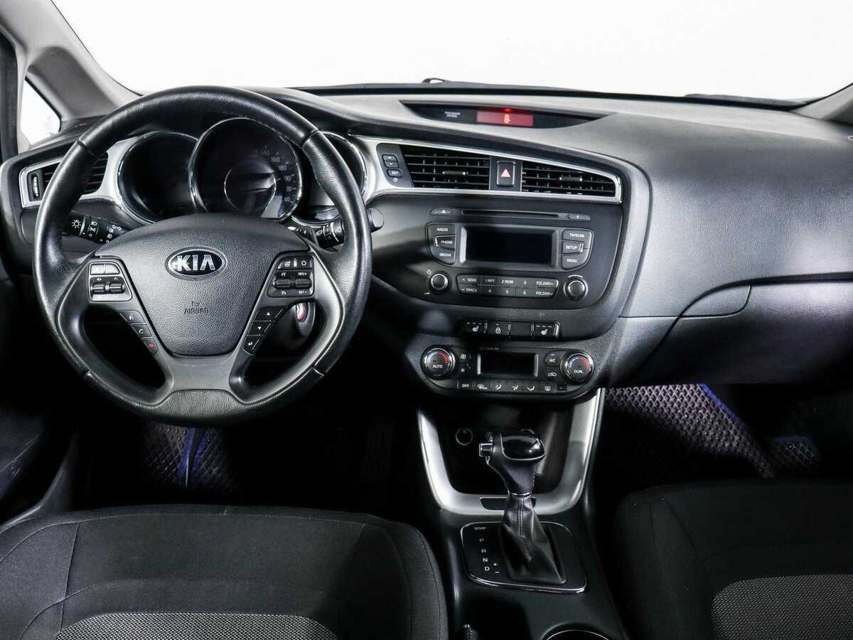 Kia Ceed с пробегом — 2016 год. Фото: #8