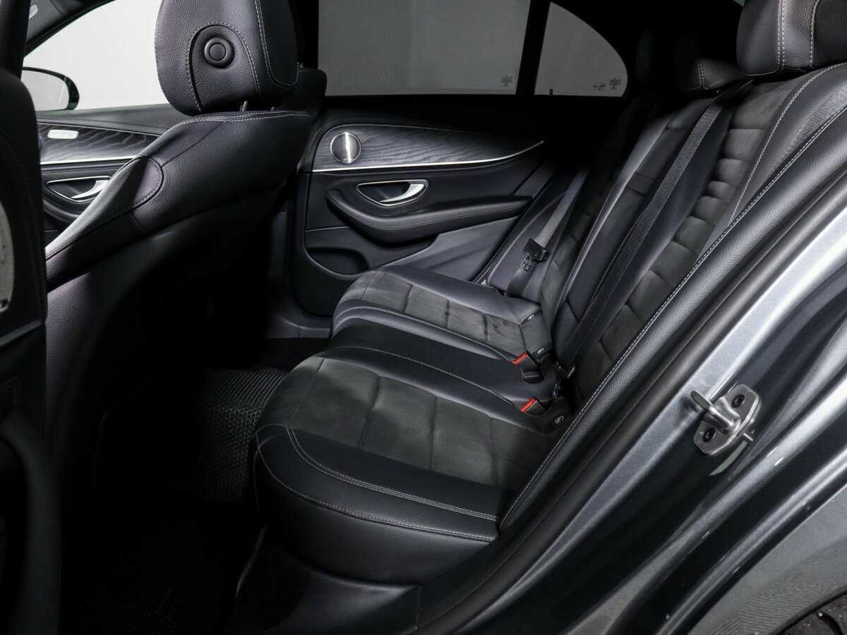Mercedes-Benz E-Класс с пробегом — 2019 год. Фото: #6