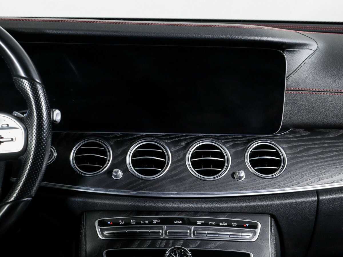 Mercedes-Benz E-Класс с пробегом — 2019 год. Фото: #9
