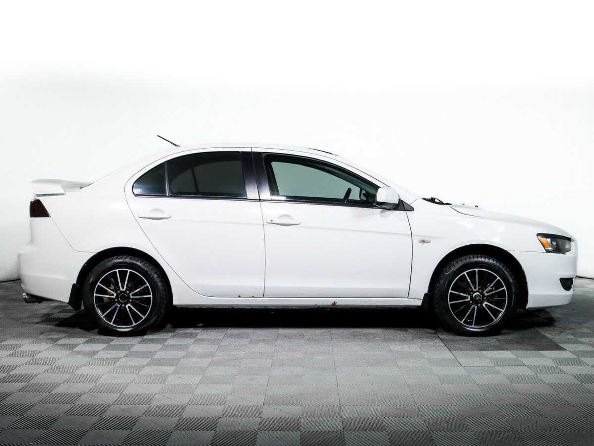 Mitsubishi Lancer с пробегом — 2008 год. Фото: #3